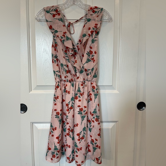 EVERLY CHIFFON SLEEVELESS MINI DRESS V NECK LOW BACK